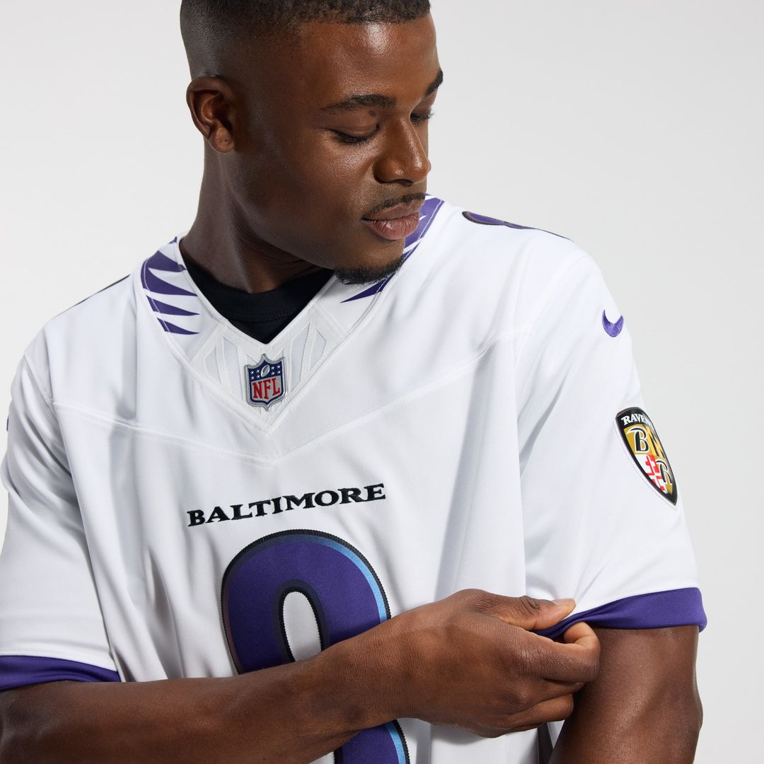 Lamar Jackson Baltimore Ravens Team Vapor F.U.S.E. Stitched Limited Jersey - Purple